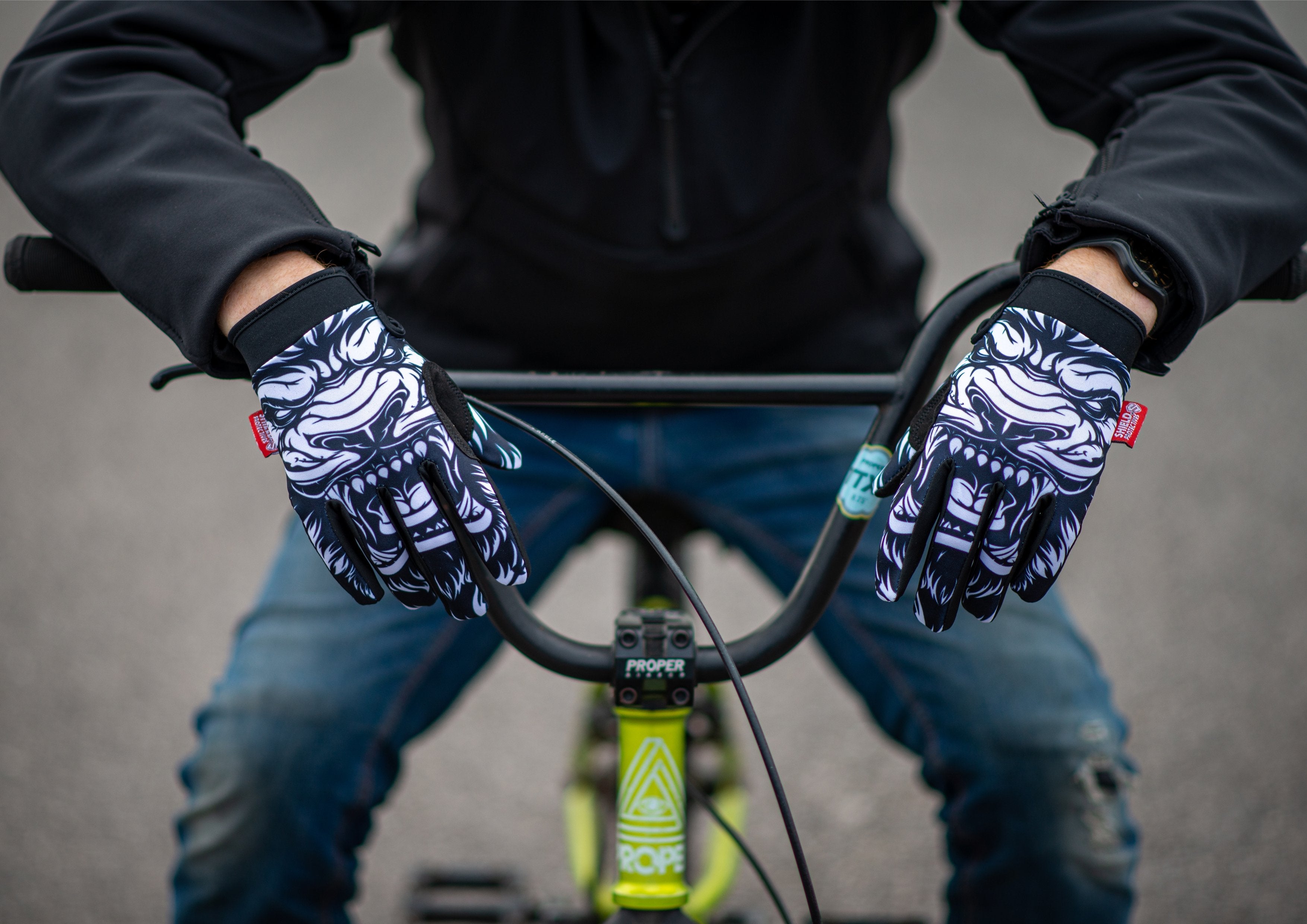 Shield Protectives Gloves King