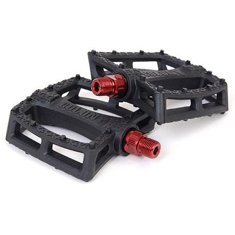 Colony Fantastic Plastic Pedals 9/16" Solid Black Coloured Axles